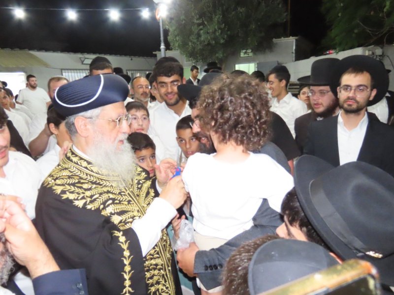 ינון מאזוז