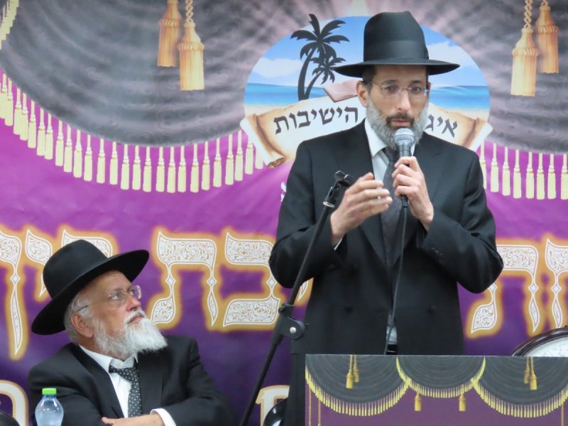ינון מאזוז