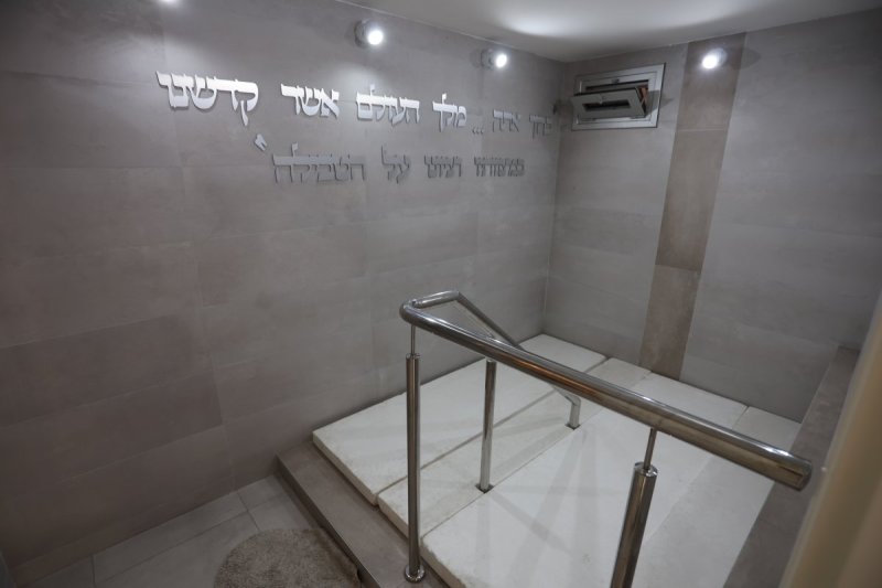 מרדכי לובעצקי
