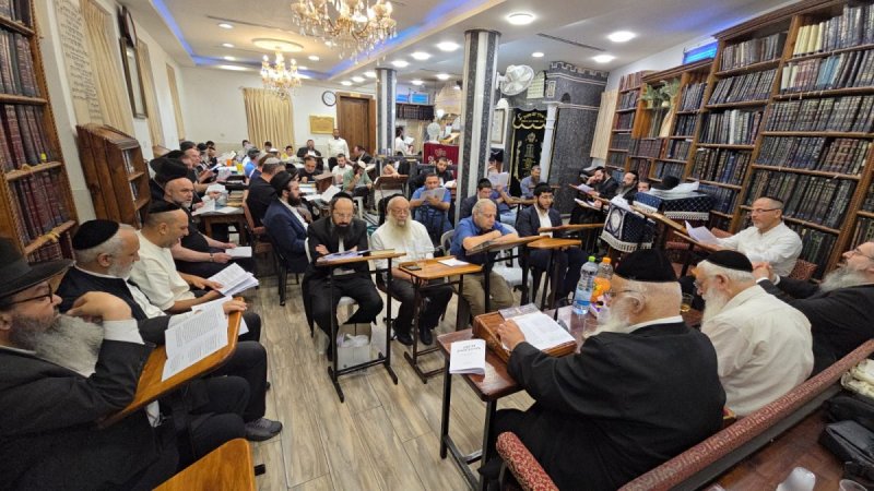 באדיבות המצלם