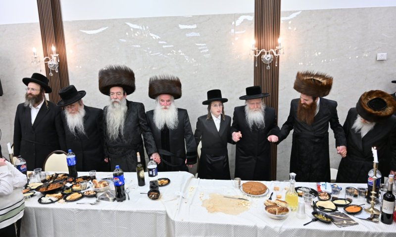 שמחת בר המצווה לנכד הרבי מגארליץ בן לנשיא 'וקרבנו'