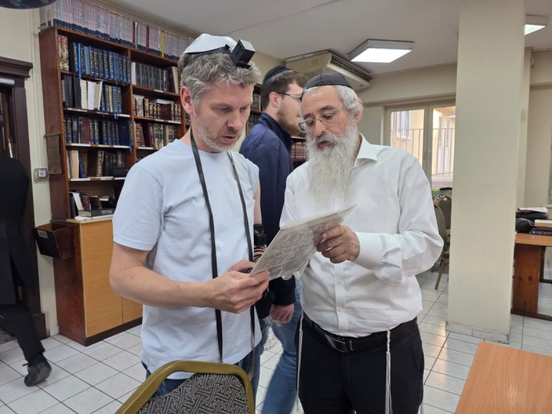 באדיבות המצלם