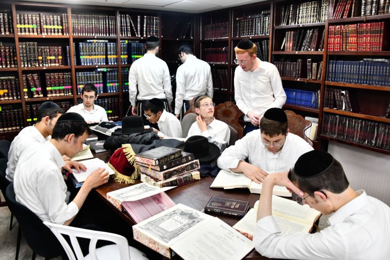 שוקי לרר