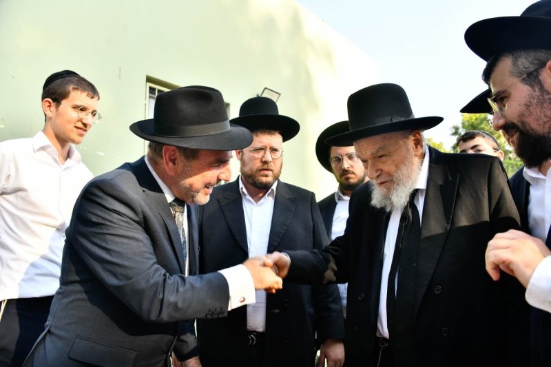 שוקי לרר