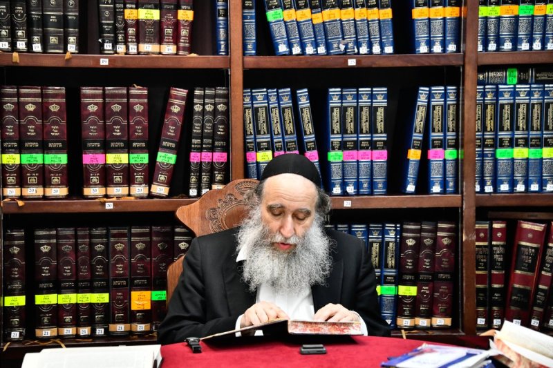 שוקי לרר