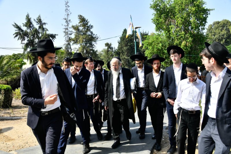 שוקי לרר