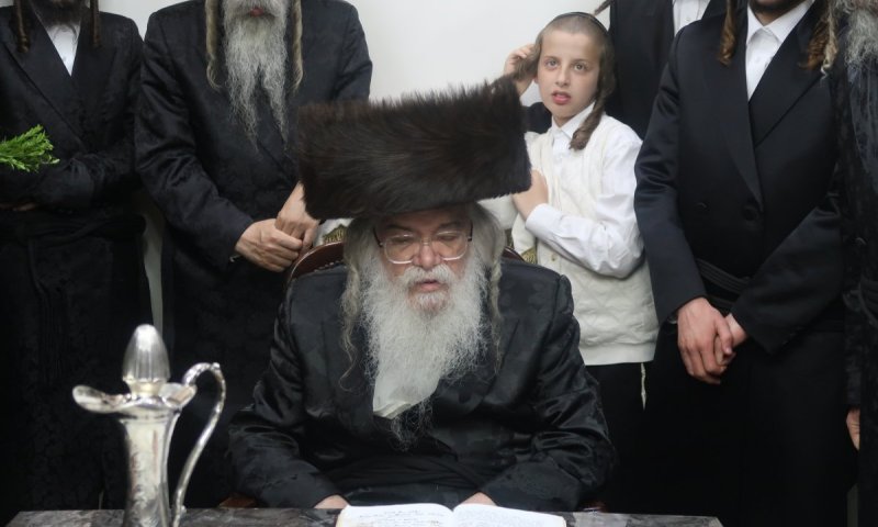 והיכן הרבי מדאראג נופש? בשכונת רמות בירושלים