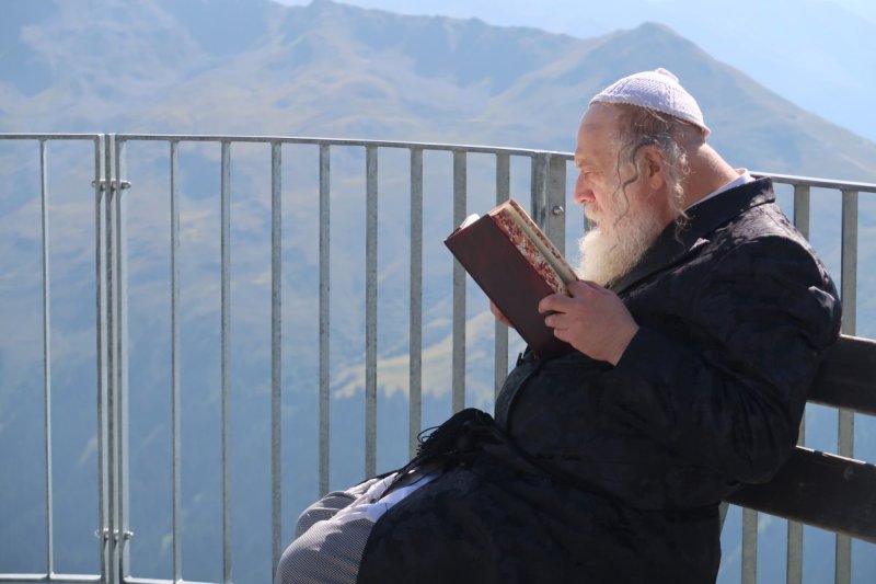 שימי פ.