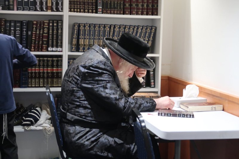 שימי פ.