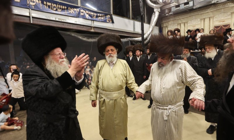 בית שמש צהלה ושמחה: לעלוב וקוזמיר חגגו בחתונה אחת