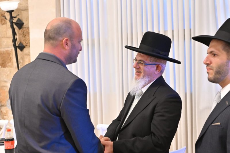 עזריאל משה