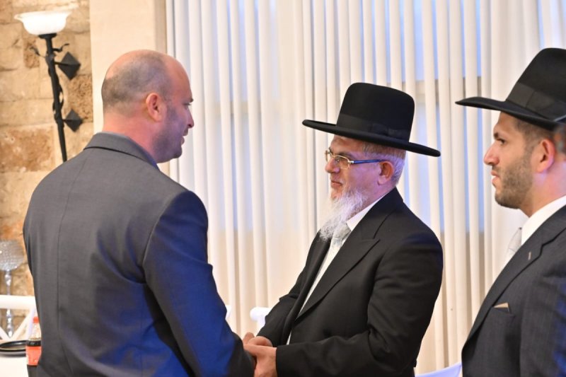 עזריאל משה