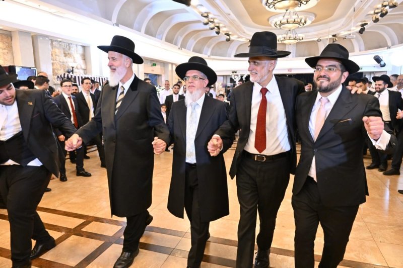 עזריאל משה
