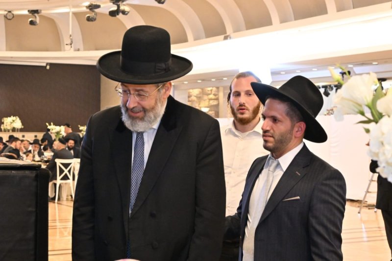 עזריאל משה