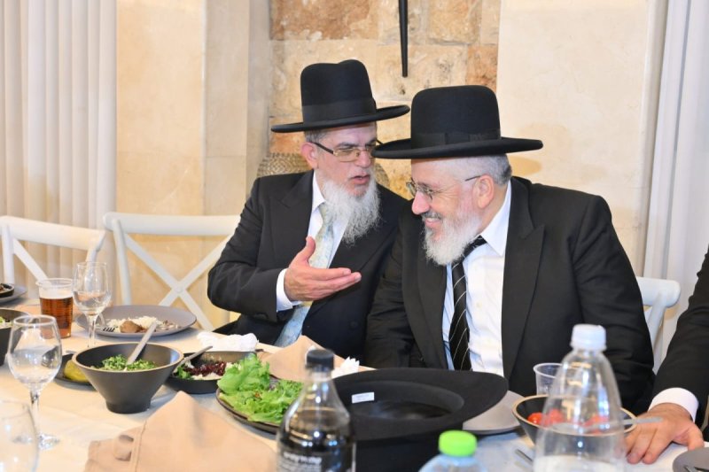 עזריאל משה