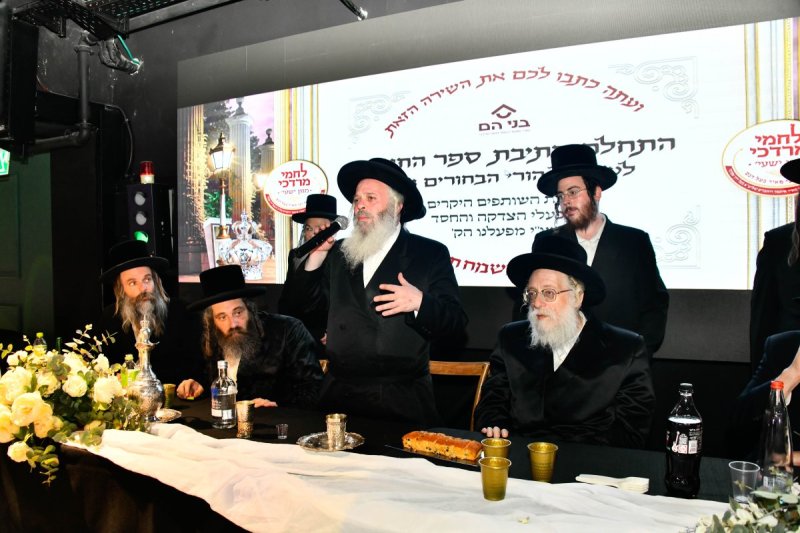 שוקי לרר