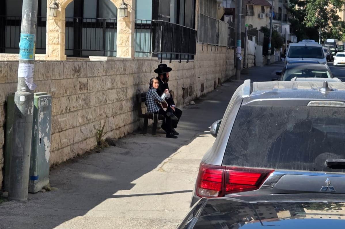 באדיבות המצלם