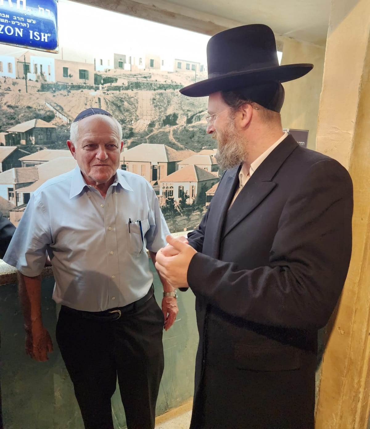 באדיבות המצלם