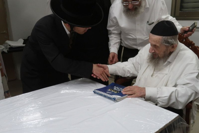 אהל שרה