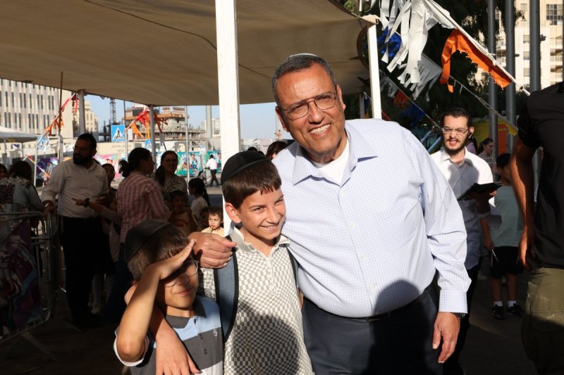 יעקב נחומי