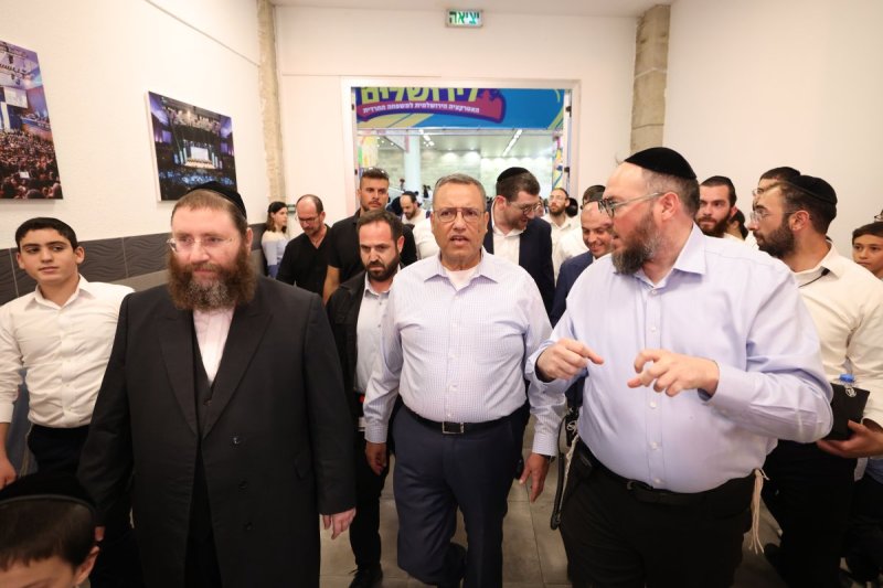 יעקב נחומי