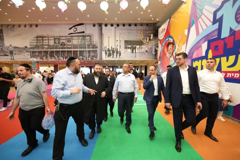 יעקב נחומי