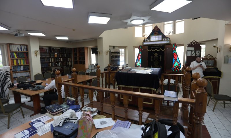 הצלם החסידי תיעד את קזחסטן היהודית והתפלל בציון המפורסם