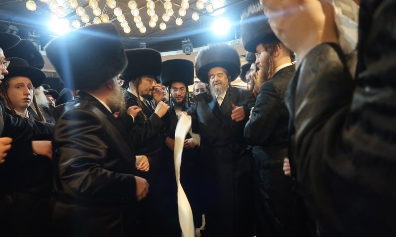הנינה של רבי יעקב מאיר התחתנה בבית שמש: פאר הדור רקד מצווה טאנץ