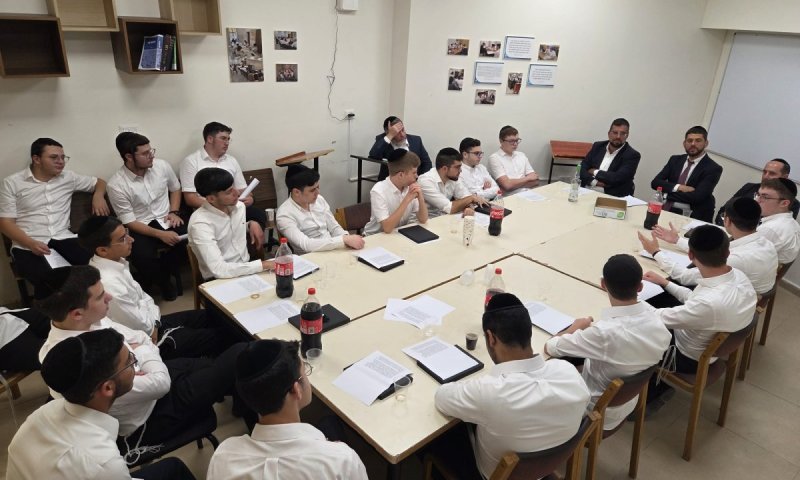 פתיחת זמן אלול בישיבת "המתיבתא": שילוב קודש וחול ברמה הגבוהה ביותר