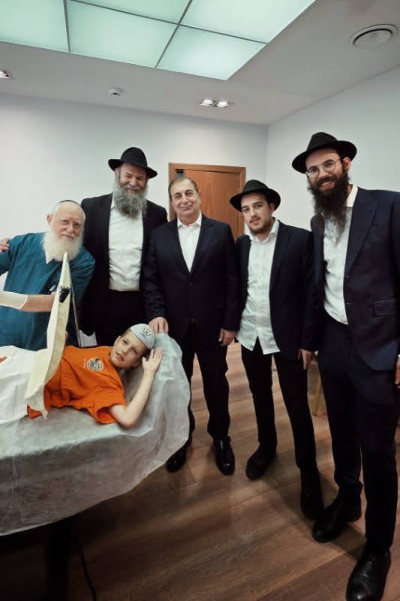מענדי טורקוב ולוי נאזרוב