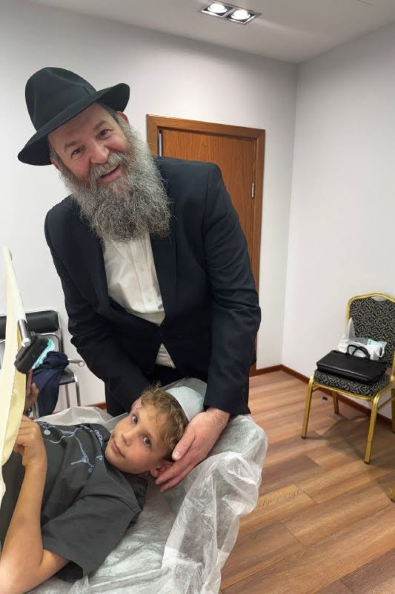 מענדי טורקוב ולוי נאזרוב