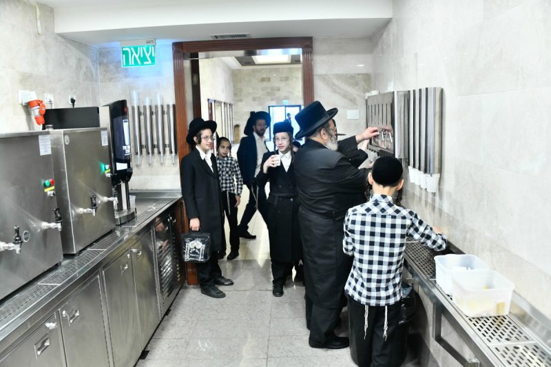 שוקי לרר