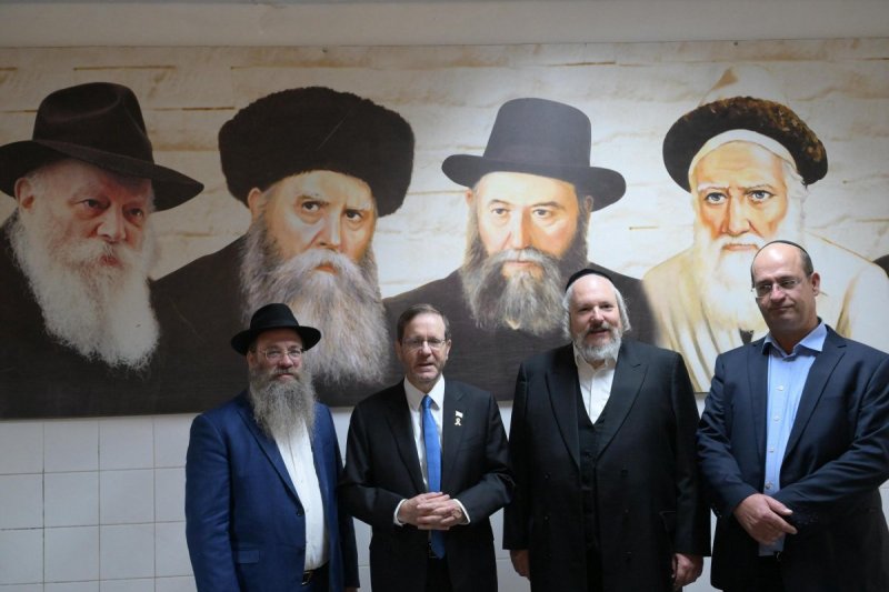 עמוס בן גרשום - לע"מ