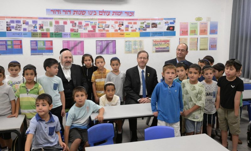 עמוס בן גרשום - לע"מ
