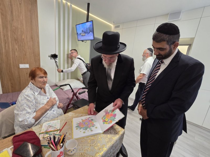 באדיבות המצלם