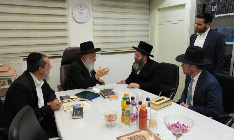 בפתח חודש אלול: ראשי הקירוב 'צהר' אצל הגר"ר אלבז
