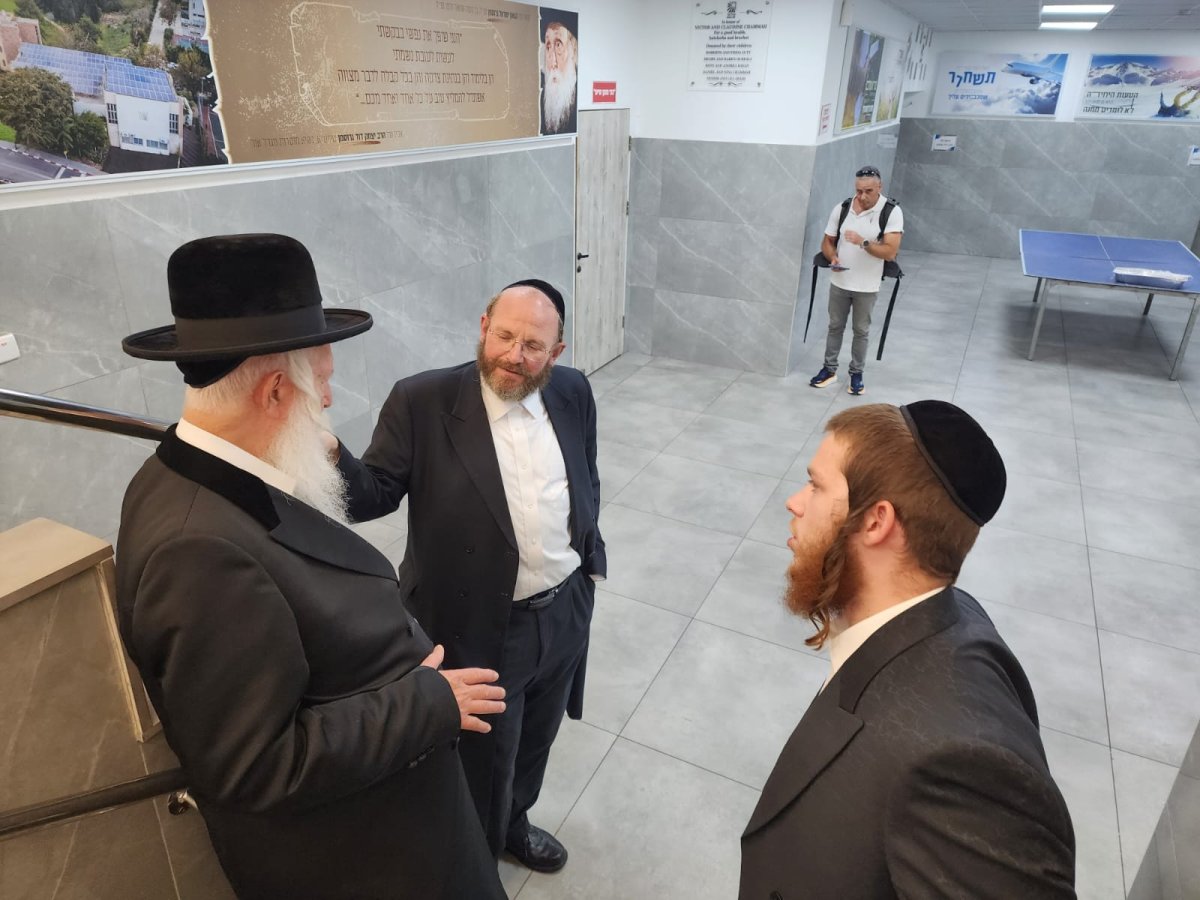באדיבות המצלם