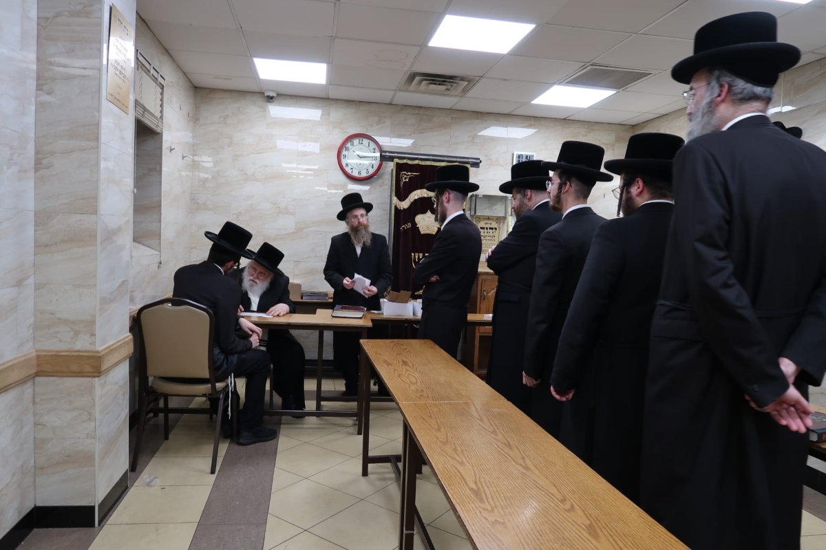באדיבות המצלם