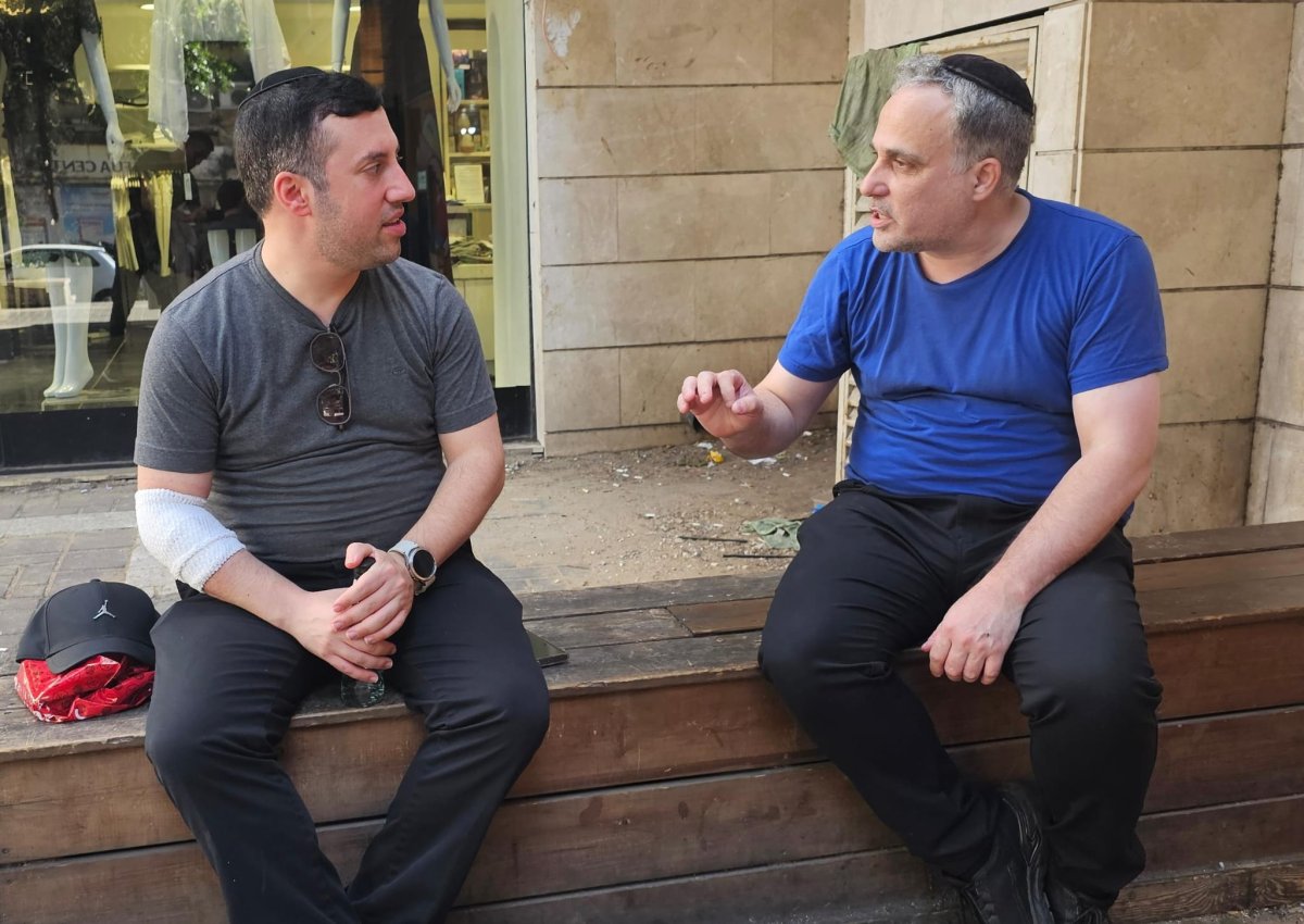 באדיבות המצלם