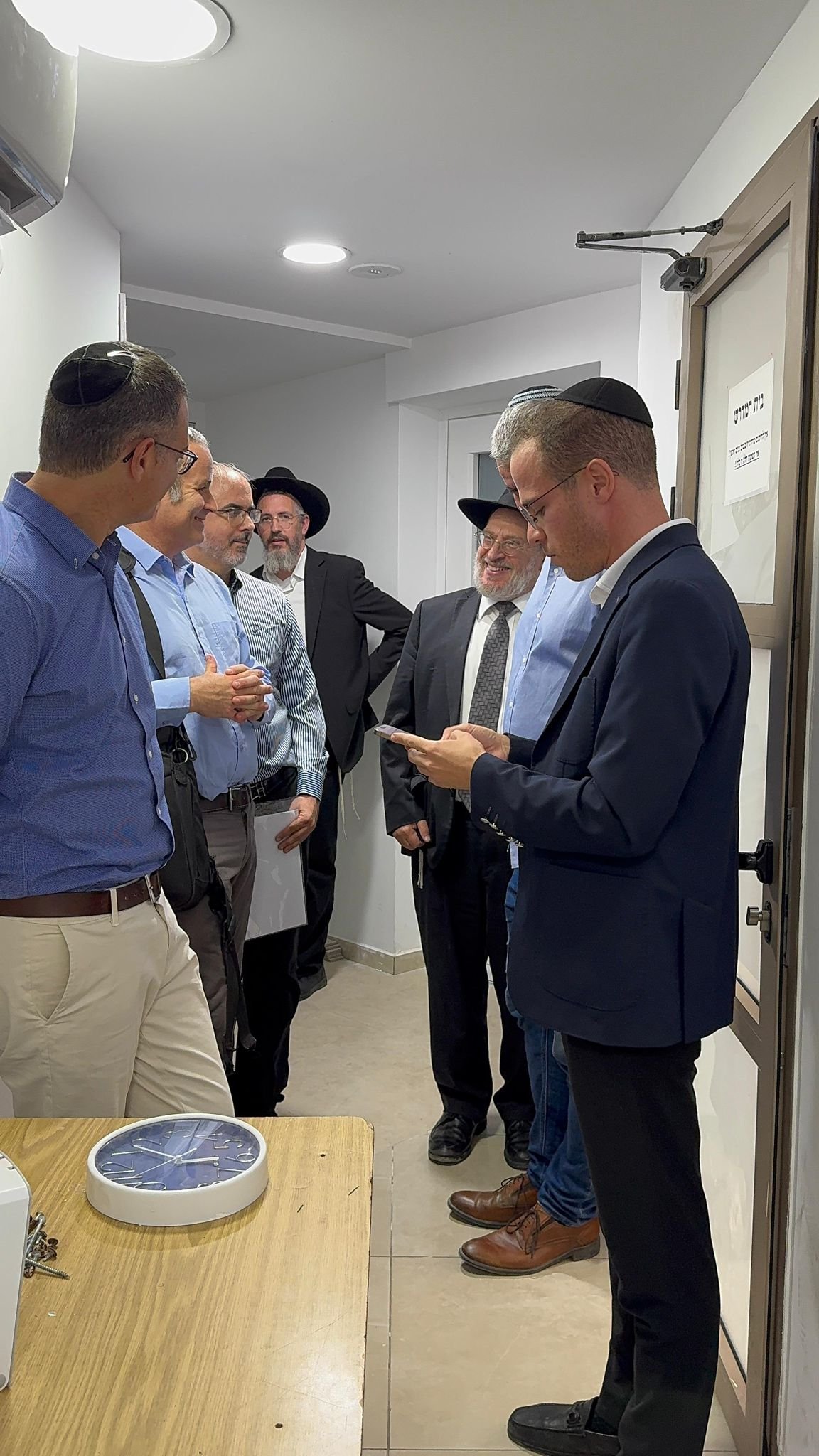 באדיבות המצלם