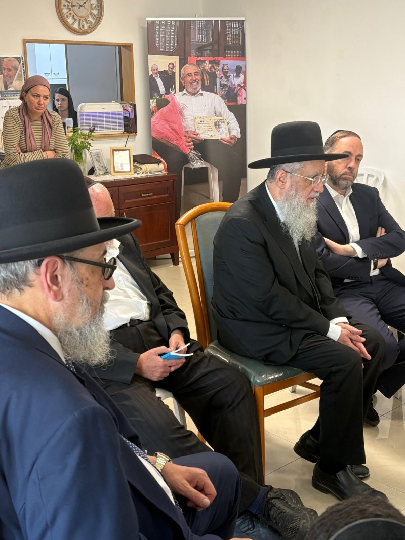 באדיבות המצלם