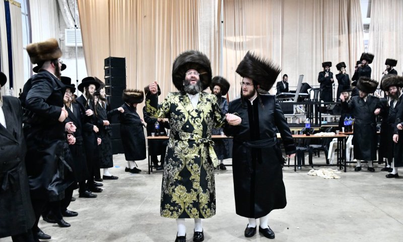 שמחת החתונה הגדולה לבנו של האדמו"ר מספינקא רמ"א