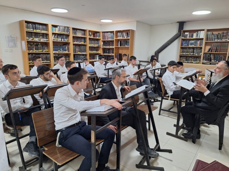 יח"צ