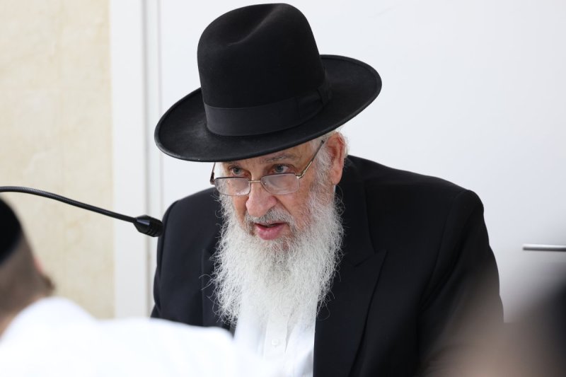 יעקב נחומי