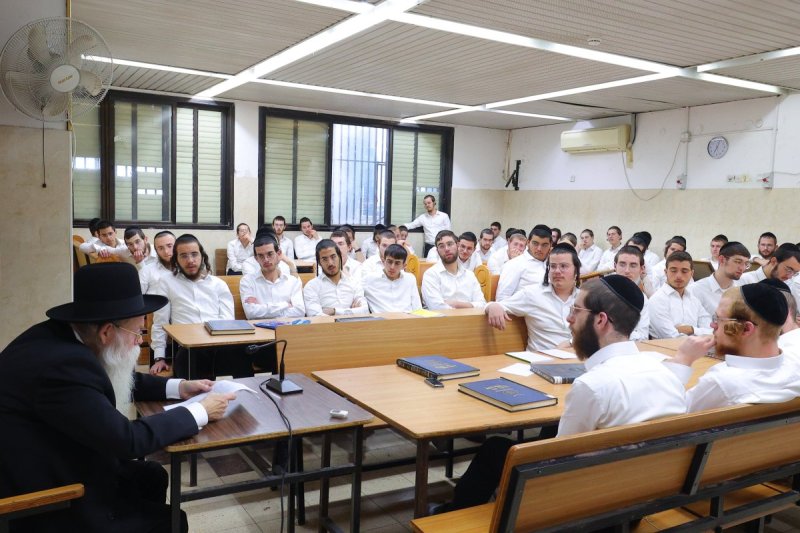 יעקב נחומי