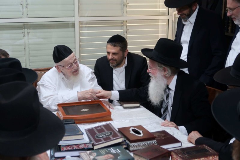 שימי פ. 