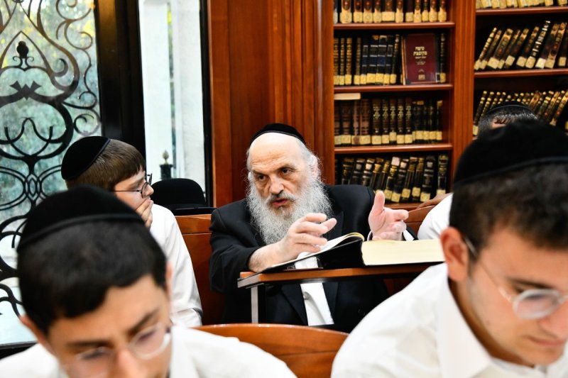 שוקי לרר