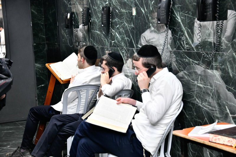 שוקי לרר