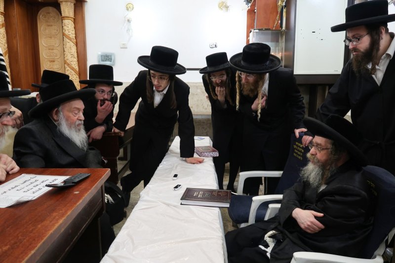 מ.א נוימן