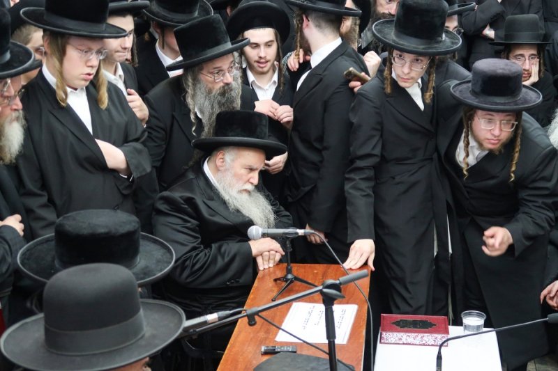 מ.א נוימן